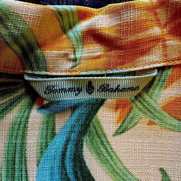 Tommy Bahama XL 100% Silk Tropical men’s short sleeve - Picture 3 of 7